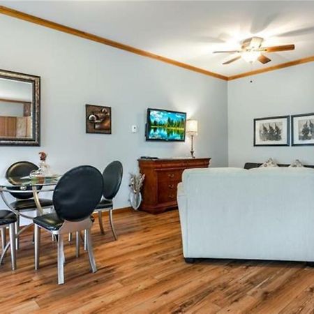 A Okanagan Lakeview Inn Kelowna Exterior photo