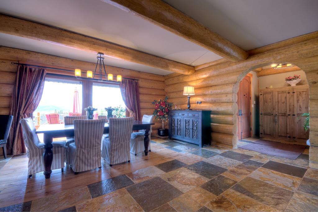 A Okanagan Lakeview Inn Kelowna Exterior photo